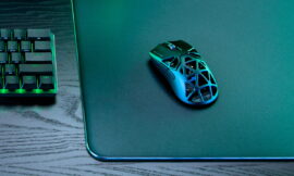Razer Atlas: mouse pad made of etched tempered glass for pro gammers